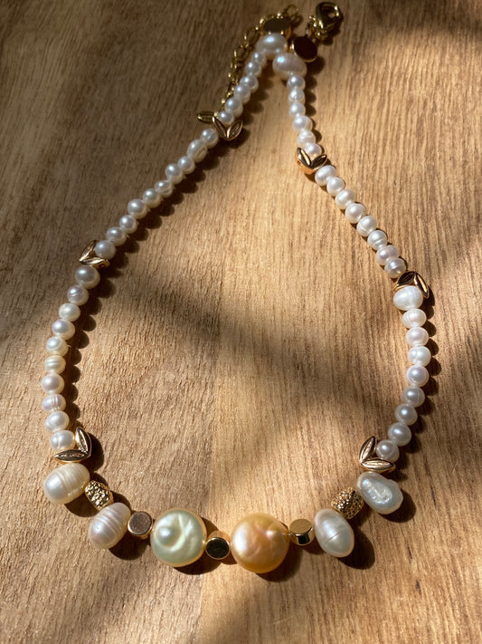 BLLANKA CHOKER