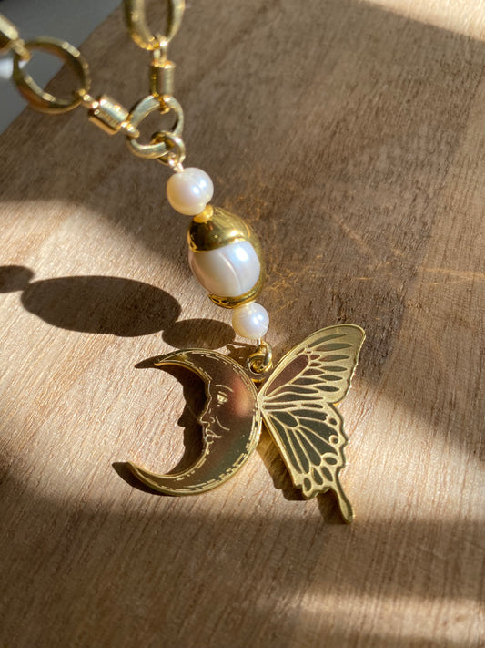 MOONFOSIS PEARL CHOKER