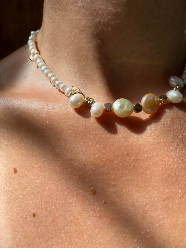 BLLANKA CHOKER